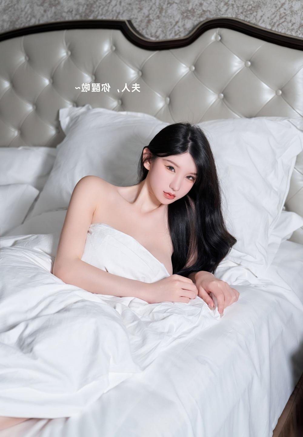 吕总张津瑜卫生间