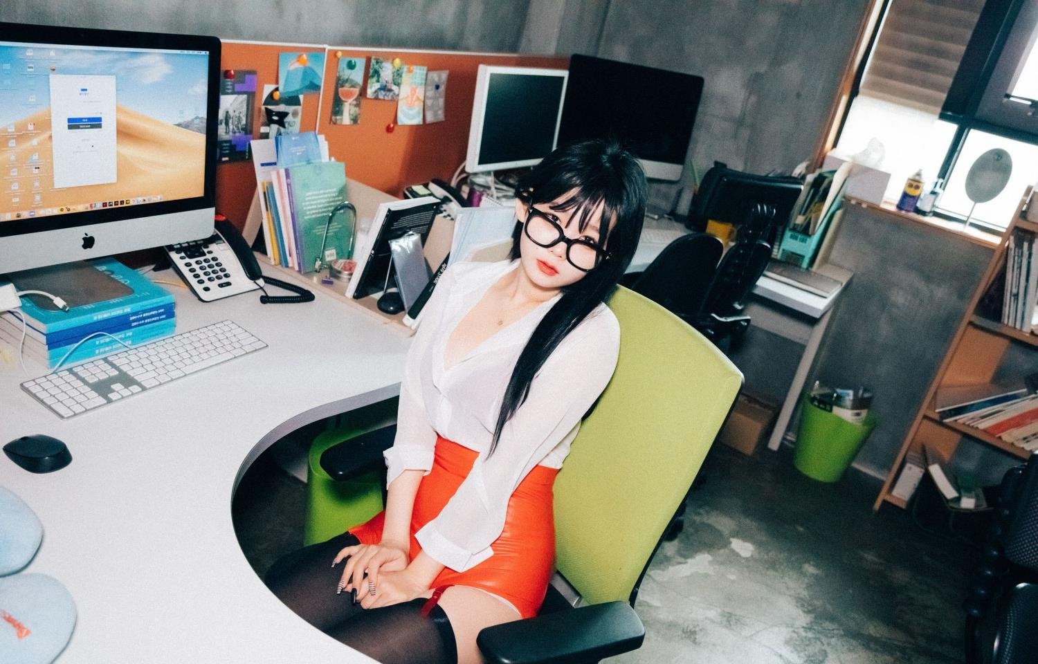 Ԫ��С˵�ϼ�