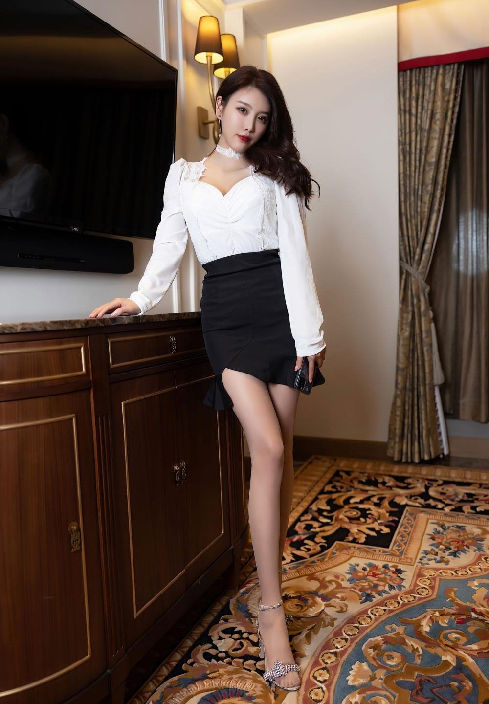 Ů�˺�������ȴԽ����կ���˿�