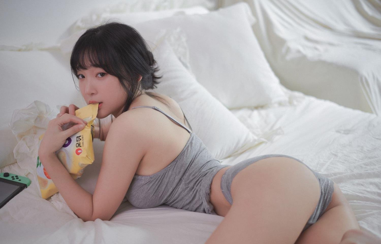 召唤魅魔竟是妈妈来了第一季
