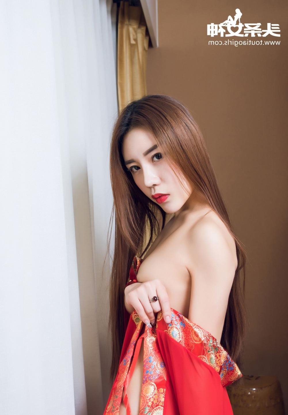 YSL��������ɫM6W