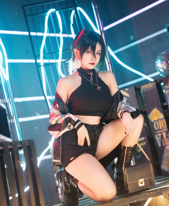 ��Ц������������Ů��