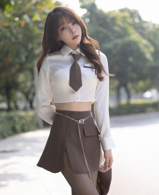 ������ҫ����ɫҺ������