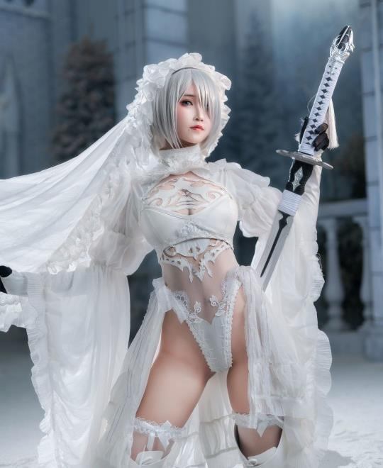 Ů��������5�к��ֽ�ͨ��