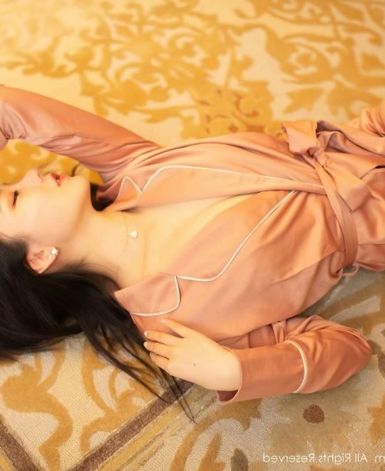男女肉大捧进出详细描写动态
